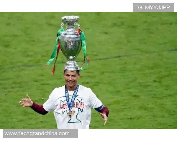 足球明星万恩的成长历程与辉煌成就全解析 足球明星万恩的成长历程与辉煌成就全解析